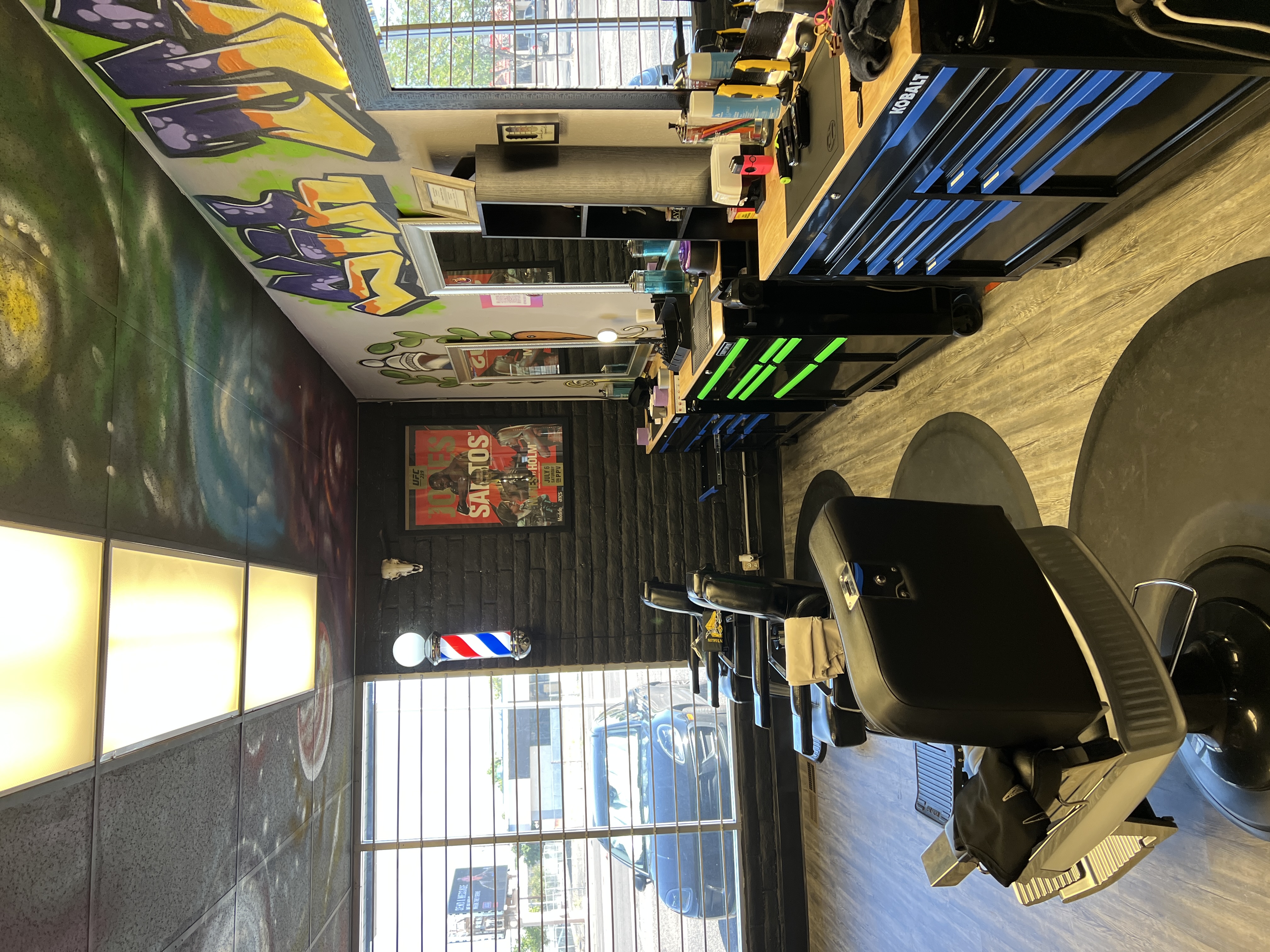 Sir Men's Salon